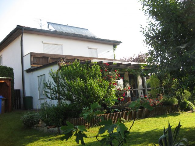VERKAUFT - Freist. EFH mit Praxisanbau/ELW- und Traumgarten in Thyrnau VERKAUFT - Freist. EFH mit Praxisanbau/ELW- und Traumgarten in Thyrnau