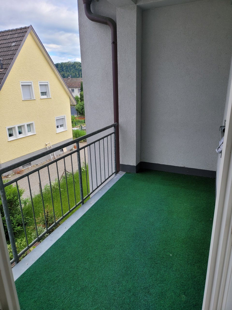 überdachter Balkon