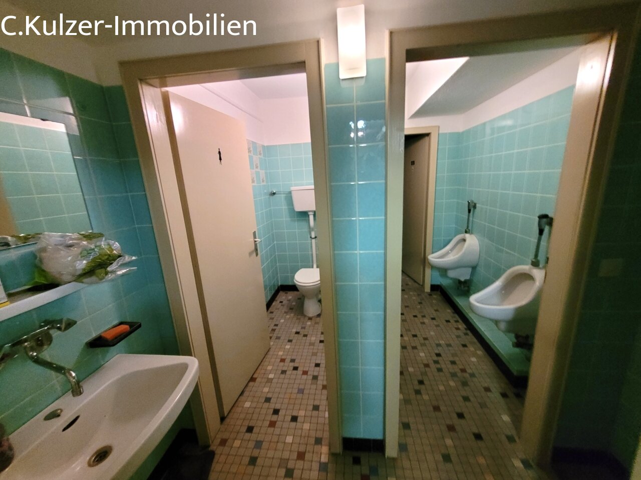 Toiletten-Anlage