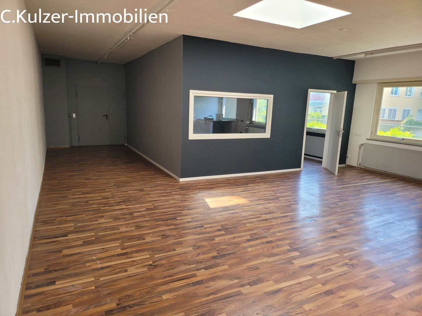AbgetrennterAufenthaltsraum, Bürobereich