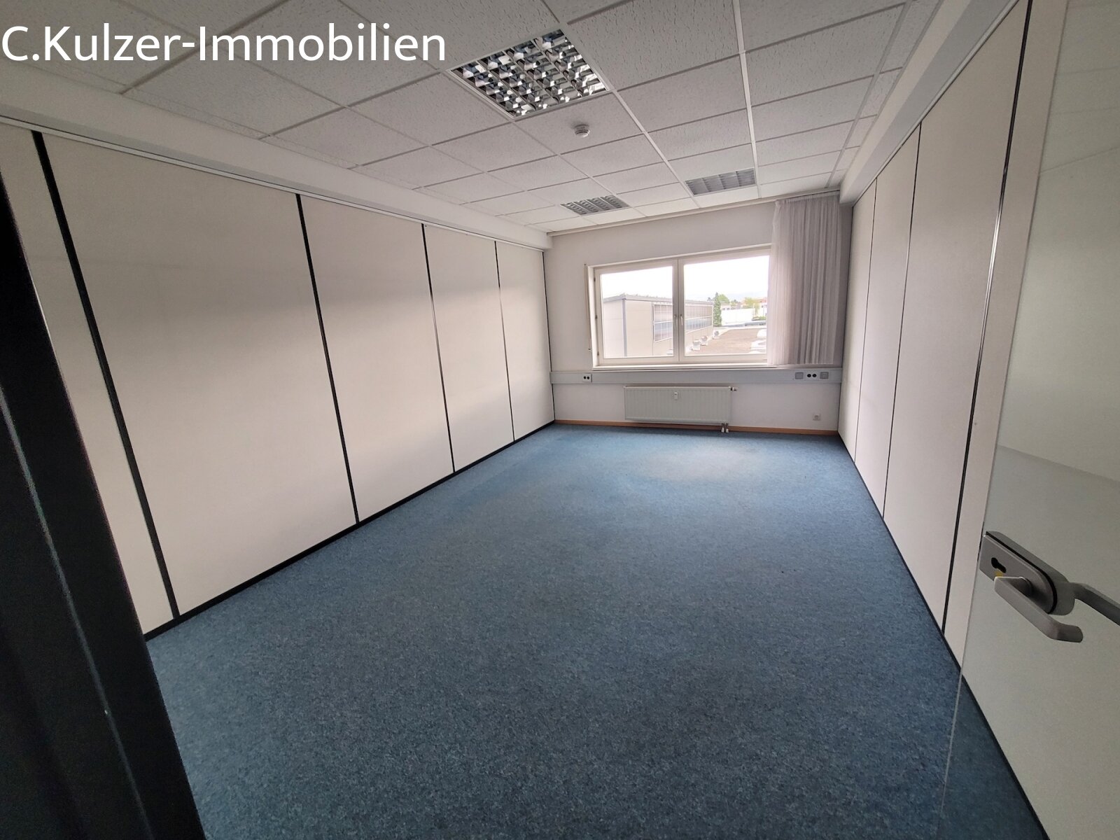 Büro 1