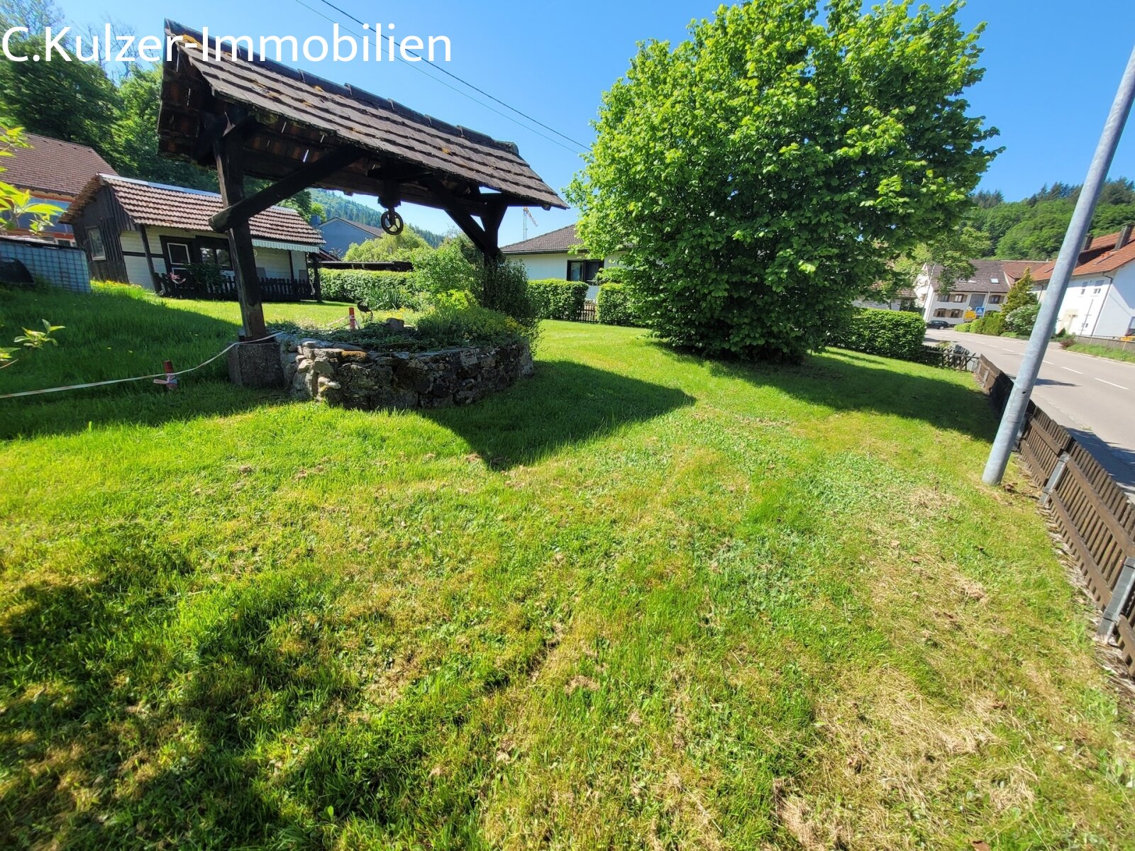 Schönes ebenes Baugrundstück für EFH oder Bungalow - in zentraler Lage in Weitenau Schönes ebenes Baugrundstück für EFH oder Bungalow - in zentraler Lage in Weitenau